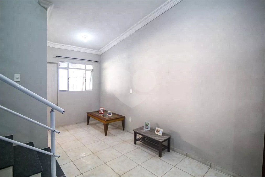 Sobrado à venda com 4 quartos, sendo 1 suíte, em Residencial Monte Verde, Indaiatuba, SP