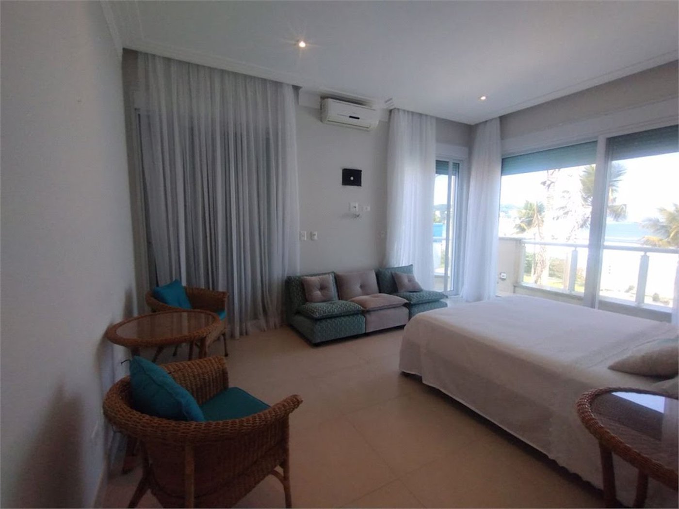 Casa com 6 dormitórios à venda, 700 m² por R$ 10.000.000,00 - Loteamento João Batista Julião - Guarujá/SP