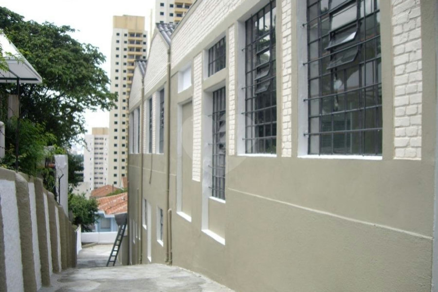Prédio à venda em Santana, São Paulo, SP