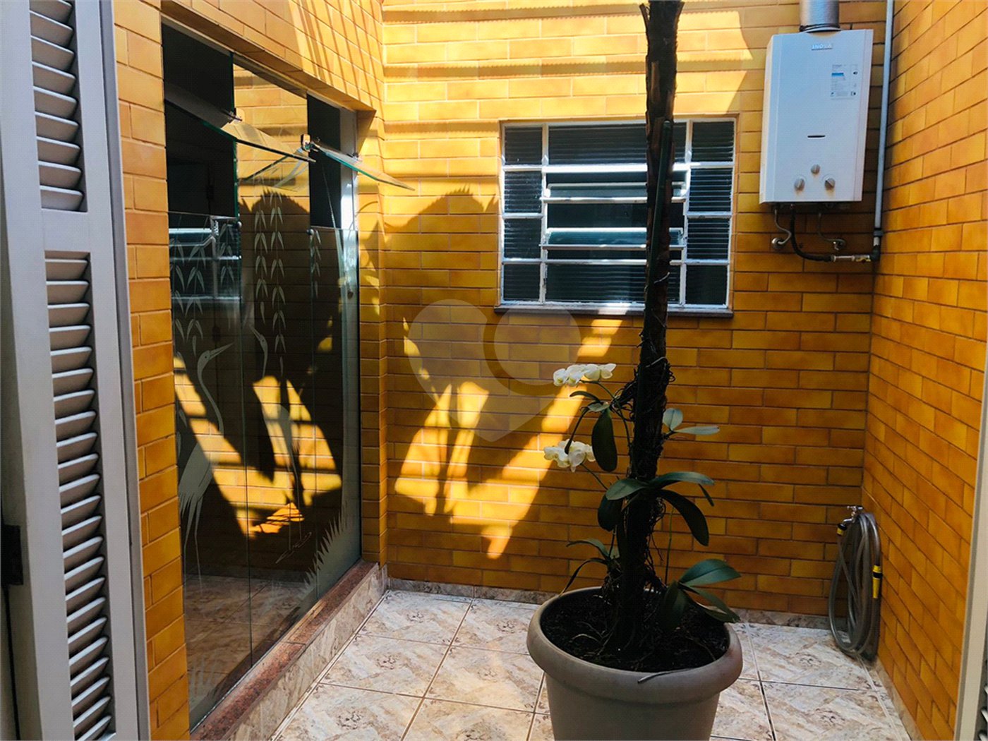 Casa Térrea à venda com 3 quartos, sendo 1 suíte,  em Vila Industrial, Mogi das Cruzes, SP