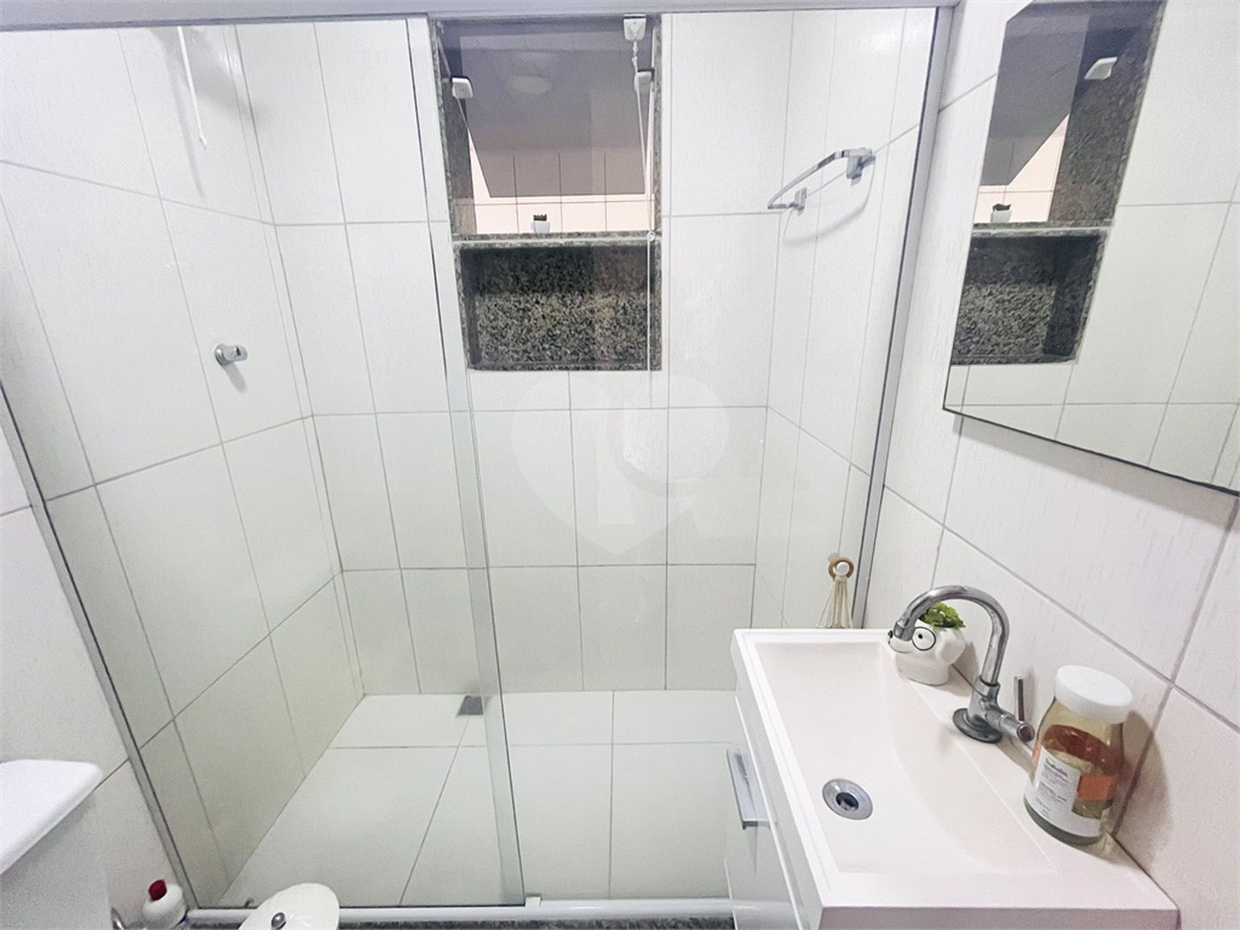 Casa à venda com 3 quartos, sendo 1 suíte, em Campo Grande, Rio de Janeiro, RJ