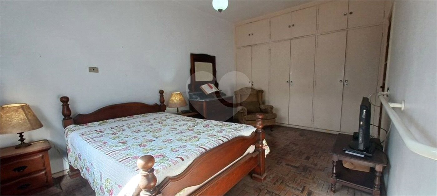 Sobrado à venda com 3 quartos, sendo 1 suíte, em Jardim Novo Mundo, São Paulo, SP