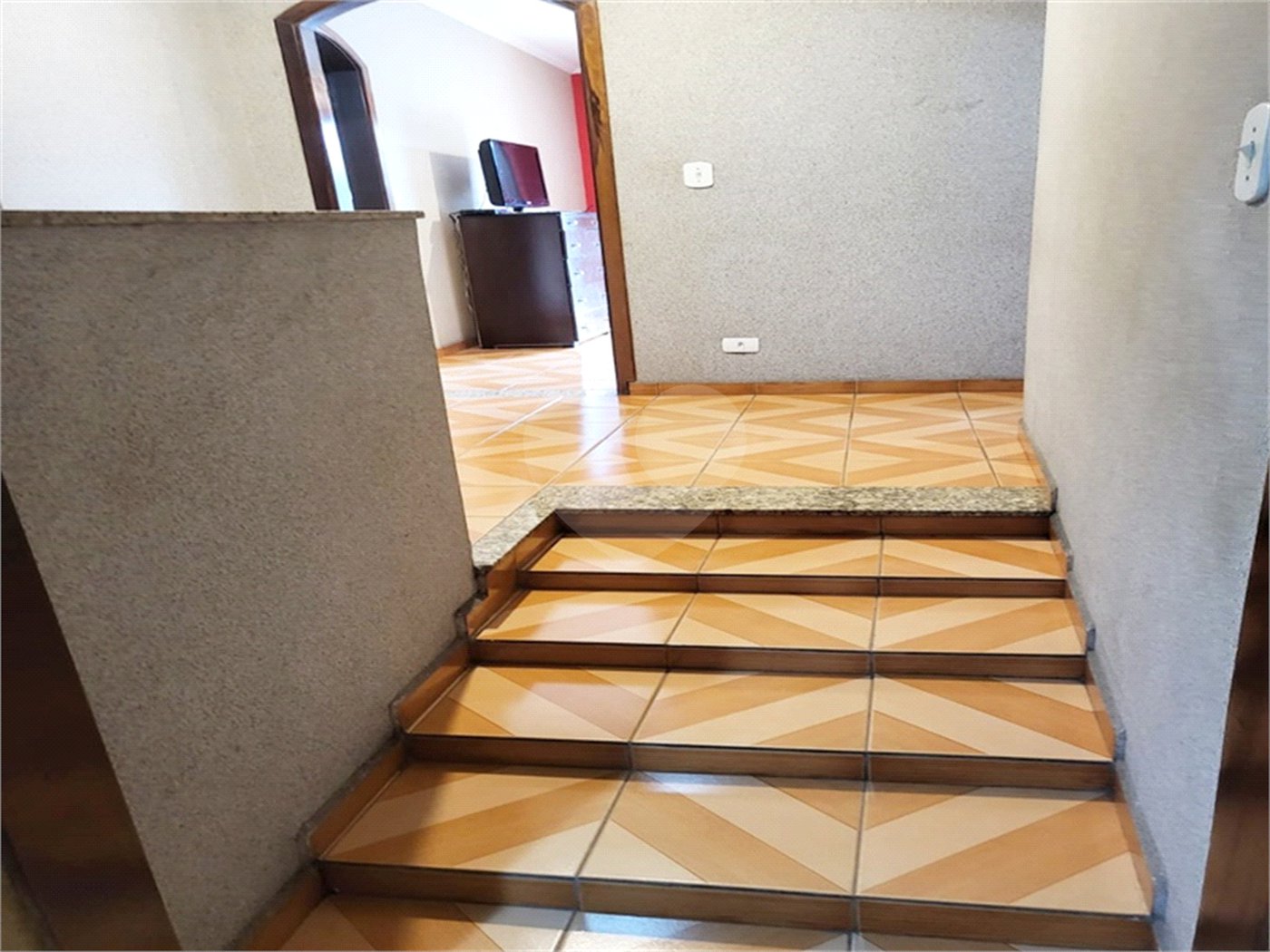 Casa à venda com 4 quartos, sendo 2 suítes, em Vila Maria Alta, São Paulo, SP