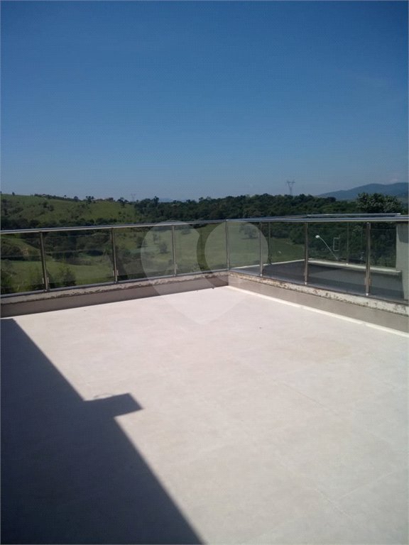 Casa à venda com 3 quartos, sendo 2 suítes,  no condomínio Vale do Sol, Bom Jesus dos Perdões - SP