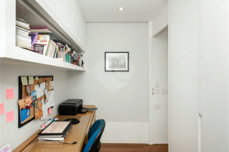 Apartamento à venda com 3 suítes em Vila Mariana, São Paulo, SP