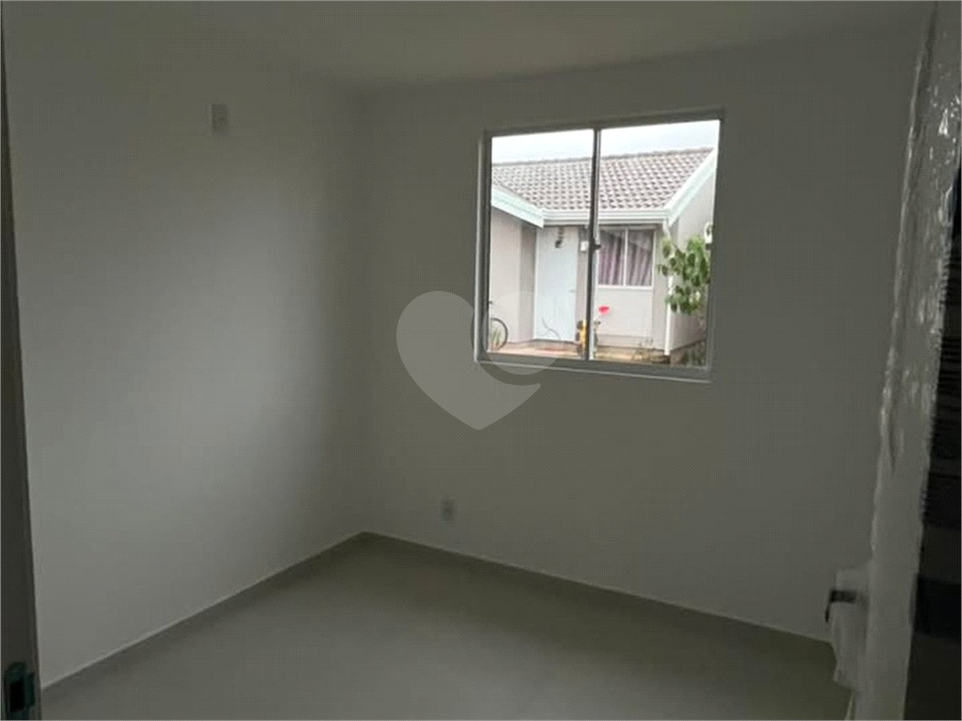 Casa à venda com 2 quartos no condomínio Alea, Iperó - SP