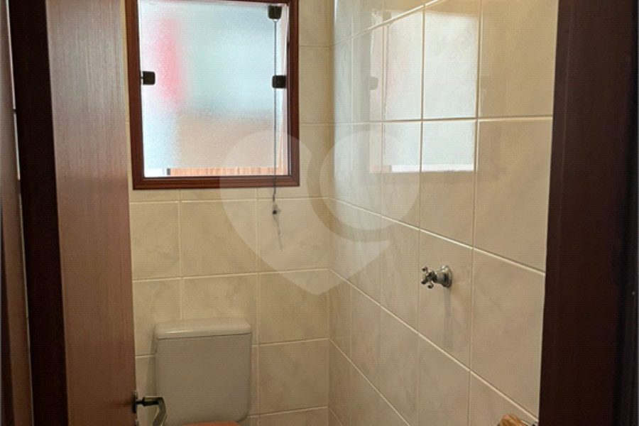 Sobrado à venda com 4 quartos, sendo 1 suíte, em Santana, São Paulo, SP