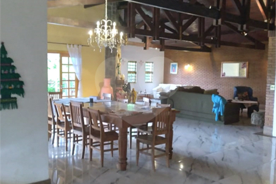 Casa à venda com 3 quartos, sendo 1 suíte, em Serra da Cantareira, Mairiporã, SP