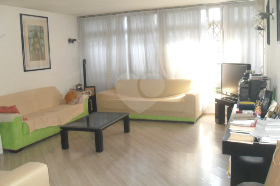 Sobrado à venda ou para alugar com 3 suítes em Vila Mascote, São Paulo, SP