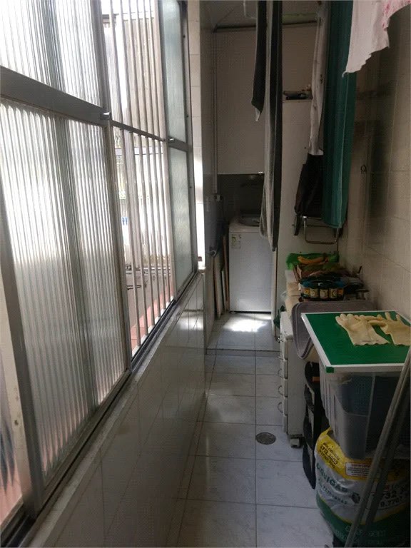 Apartamento à venda com 2 quartos em Vila Romana, São Paulo, SP