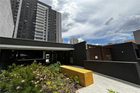 Apartamento à venda com 3 suítes em Vila Romana, São Paulo, SP
