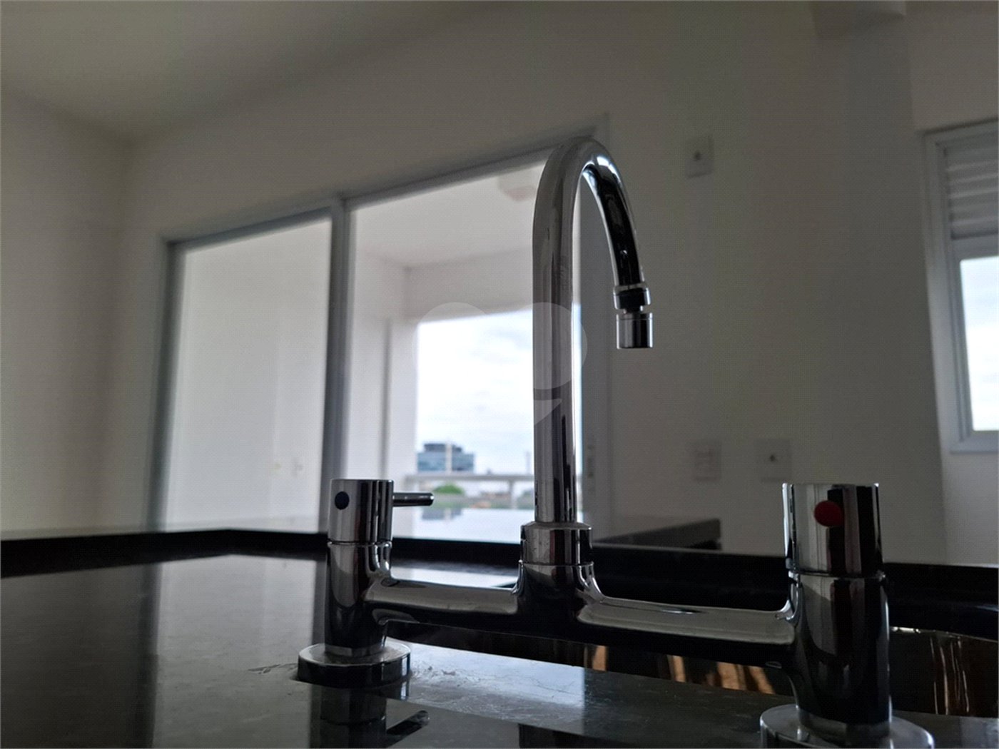Apartamento à venda com 2 suítes em Vila Homero, Indaiatuba, SP