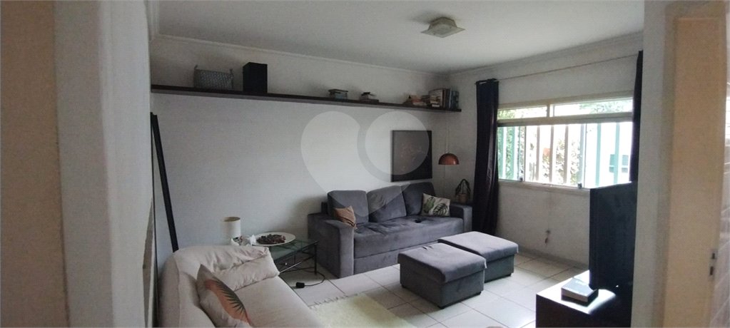Casa à venda com 4 quartos, sendo 1 suíte, em Jardim Guadalajara, Sorocaba, SP