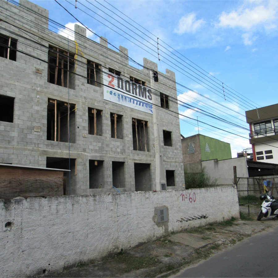 Casa à venda com 2 quartos no condomínio Edifício Cristo Rei, Arujá - SP
