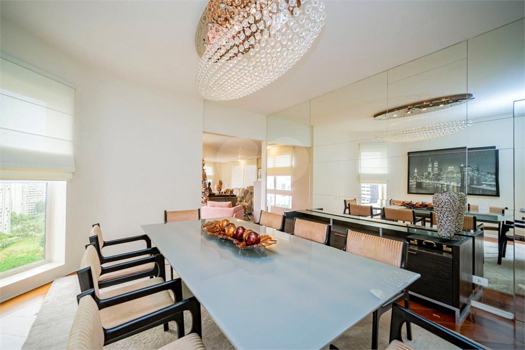 Apartamento à venda com 4 quartos, sendo 2 suítes,  em Vila Suzana, São Paulo, SP
