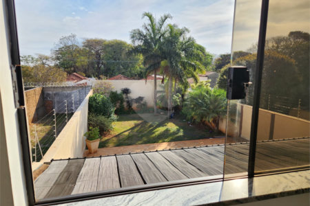 Casa à venda ou para alugar com 3 quartos, sendo 1 suíte, em Jardim Primavera, Araraquara, SP
