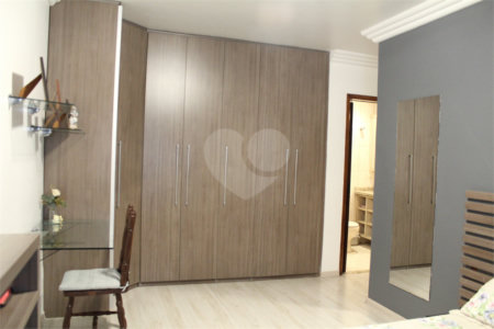 Apartamento à venda com 4 quartos, sendo 1 suíte, no Centro, São Bernardo do Campo, SP