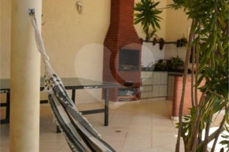 Casa à venda com 3 suítes no condomínio Amstalden, Indaiatuba - SP