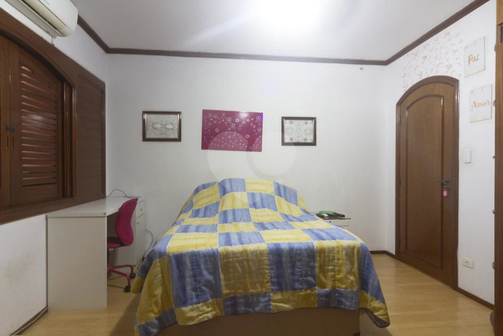 Casa à venda com 4 suítes em Jardim Franca, São Paulo, SP