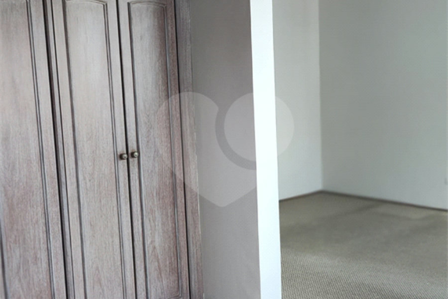 Duplex à venda com 3 suítes em Morumbi, São Paulo, SP