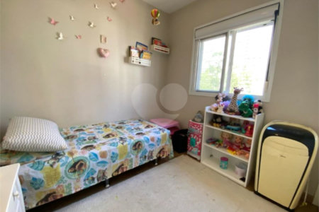 Apartamento à venda com 3 quartos, sendo 1 suíte, em Vila Andrade, São Paulo, SP