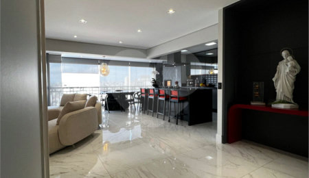 Apartamento à venda com 3 suítes no Centro, Mogi das Cruzes, SP