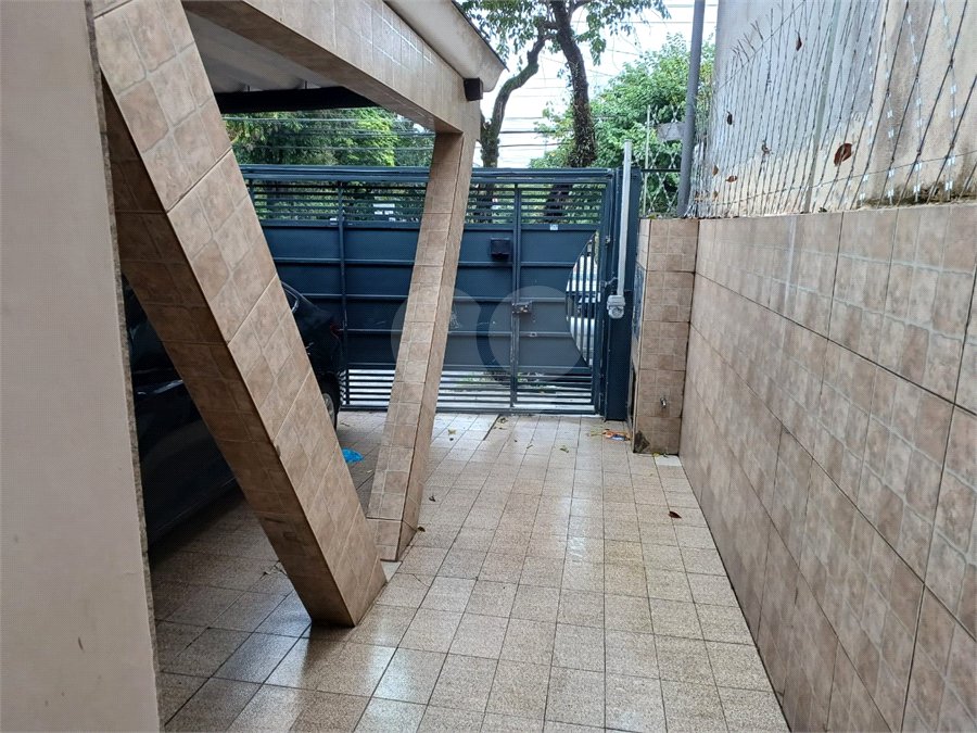 Casa à venda com 3 quartos, sendo 1 suíte, em Santana, São Paulo, SP