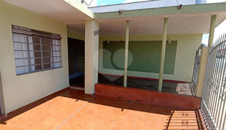 Casa à venda com 2 quartos no Centro, Itapetininga, SP