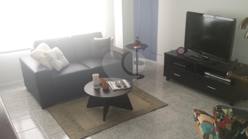 Casa à venda com 3 suítes em Jardim Franca, São Paulo, SP