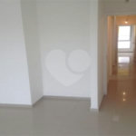 Casa à venda com 3 quartos, sendo 1 suíte, no condomínio Residencial Vegas, São Paulo - SP