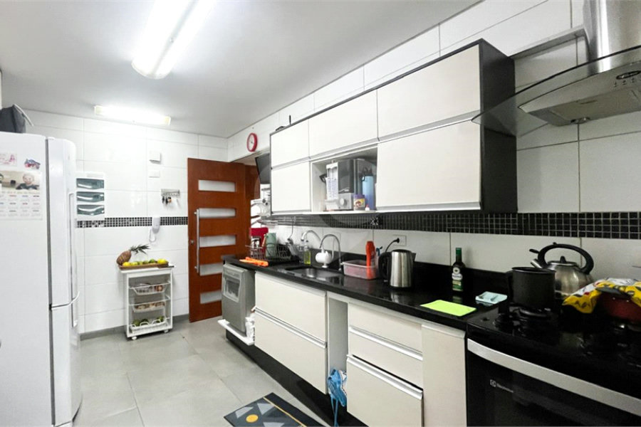 Apartamento à venda com 3 quartos, sendo 1 suíte, em Vila Guilherme, São Paulo, SP
