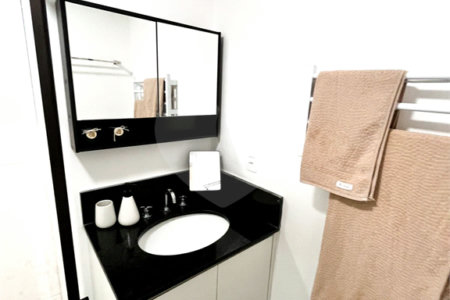 Apartamento à venda com 1 quarto em Jardim das Acácias, São Paulo, SP