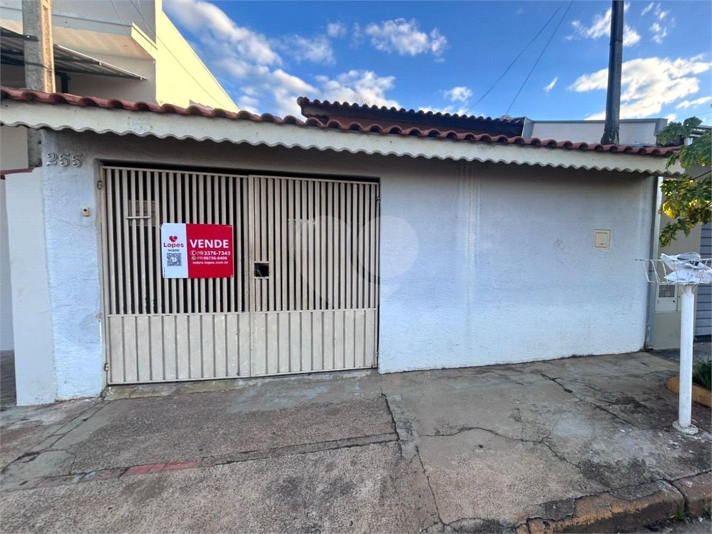 Casa à venda com 4 quartos, sendo 1 suíte,  em Jardim Wanderley, Tatuí, SP