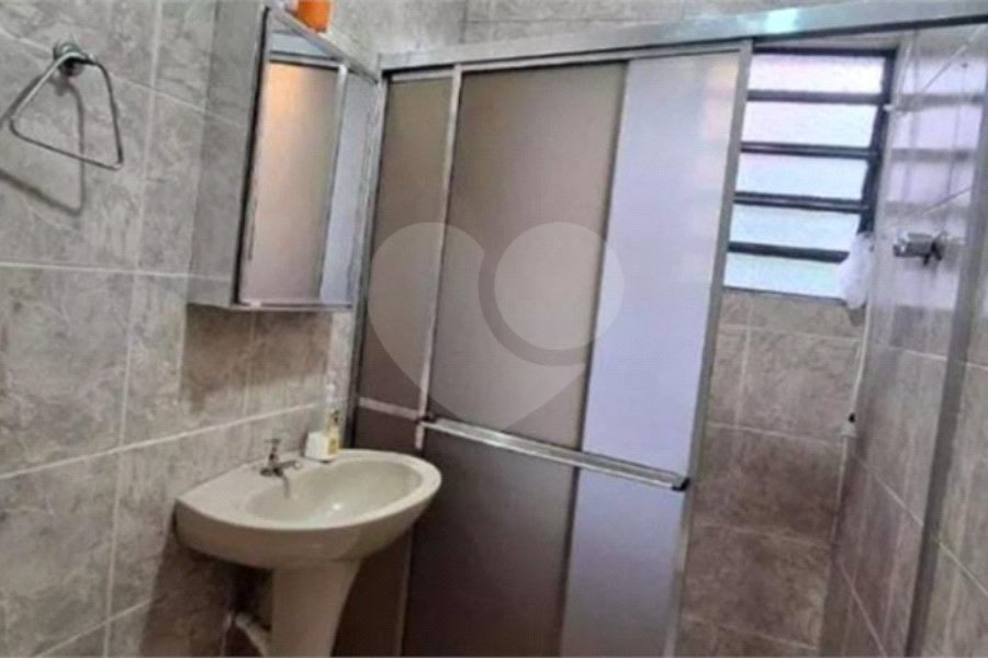Sobrado à venda com 4 quartos em Parque Edu Chaves, São Paulo, SP