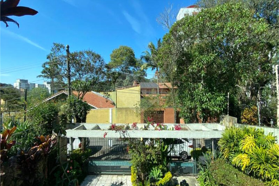 Casa Térrea à venda com 4 quartos, sendo 2 suítes, em Jardim Floresta, São Paulo, SP