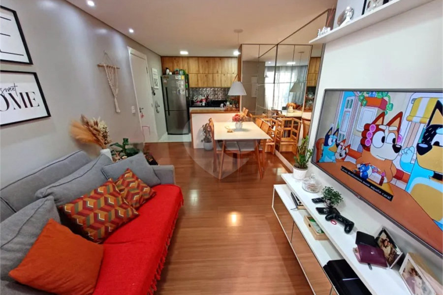 Apartamento à venda com 3 quartos, sendo 1 suíte, em Vila Guilherme, São Paulo, SP