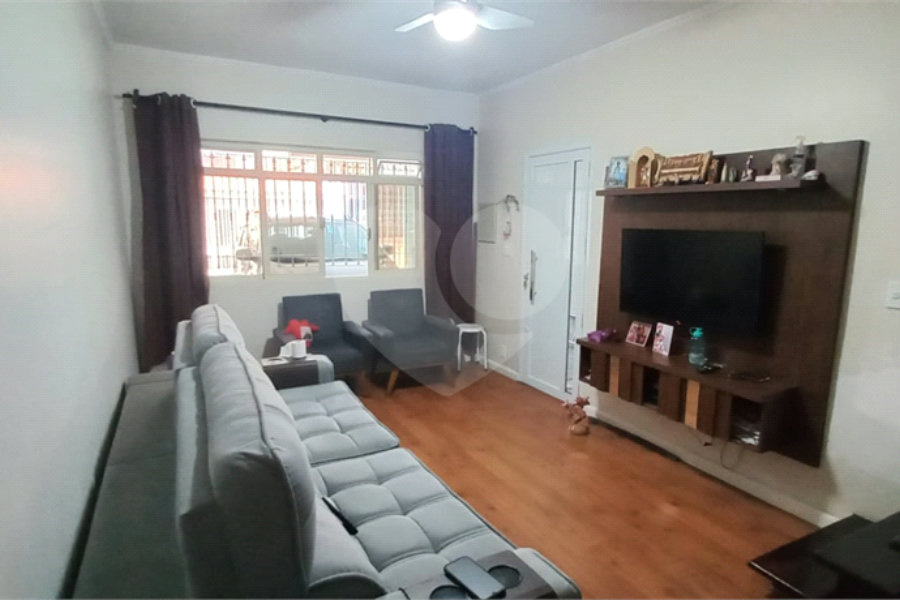 Sobrado à venda com 3 quartos, sendo 1 suíte,  em Tremembé, São Paulo, SP