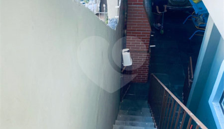 Sobrado à venda com 4 quartos, sendo 3 suítes,  em Tremembé, São Paulo, SP