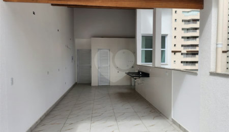 Cobertura à venda com 3 quartos, sendo 1 suíte,  em Vila Assunção, Santo André, SP