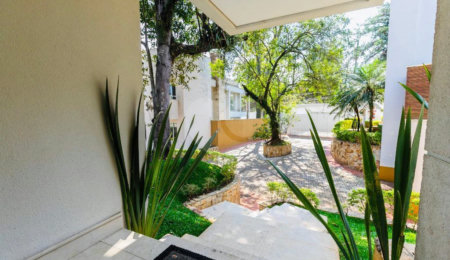 Casa à venda com 4 suítes no condomínio Vila Alba, São Paulo - SP