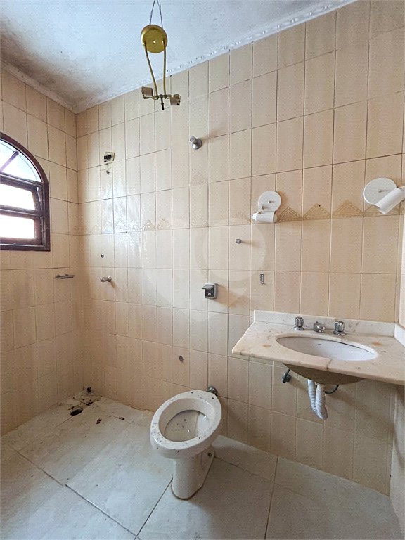 Sobrado à venda com 4 quartos, sendo 3 suítes, em Vila Libanesa, São Paulo, SP