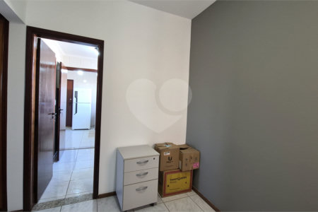 Apartamento à venda com 3 quartos, sendo 1 suíte, em Vila Seixas, Ribeirão Preto, SP