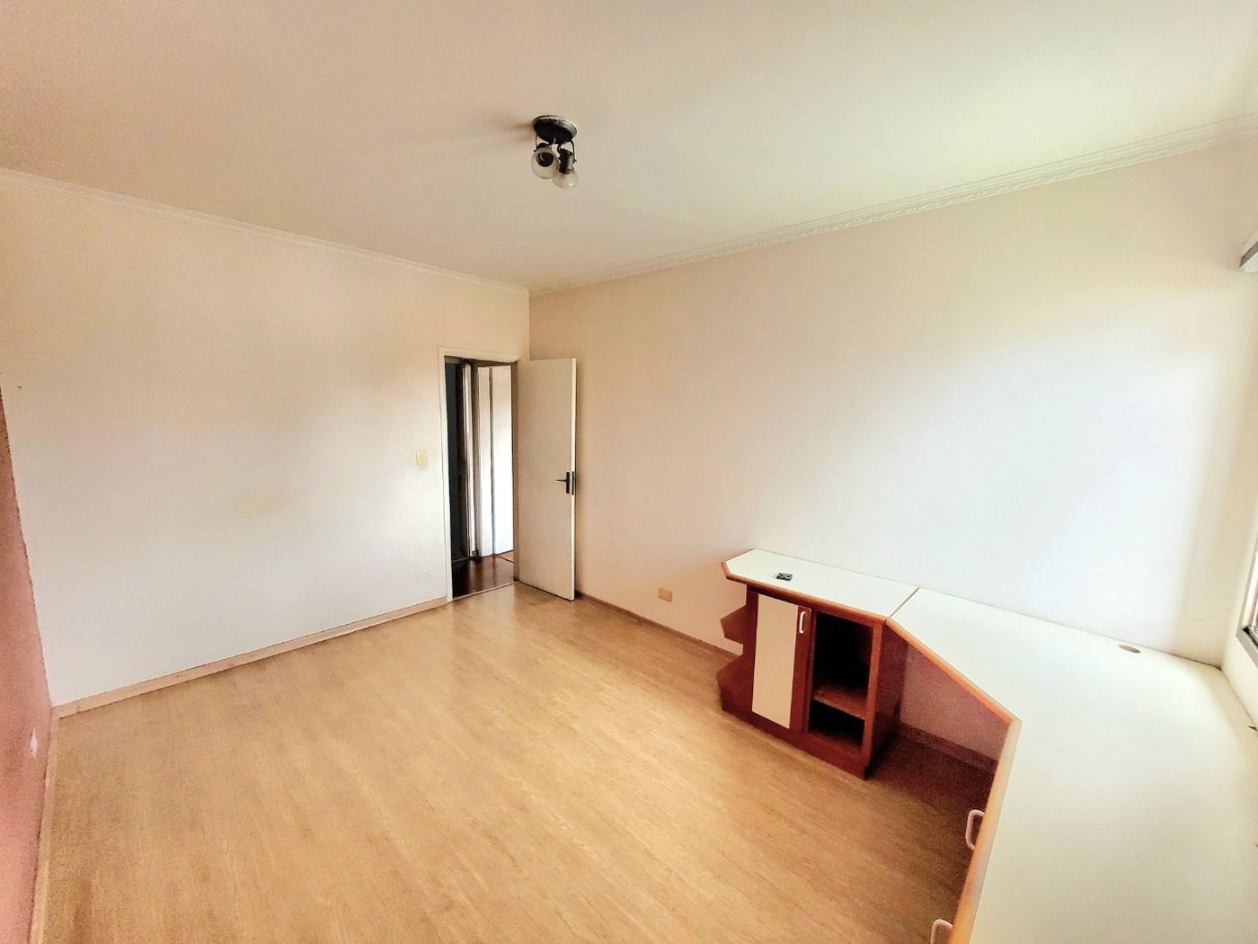 Apartamento com 2 dormitórios, 1 suíte, dependência de empregada à venda, 107 m² por R$ 640.000 - Marapé - Santos/SP