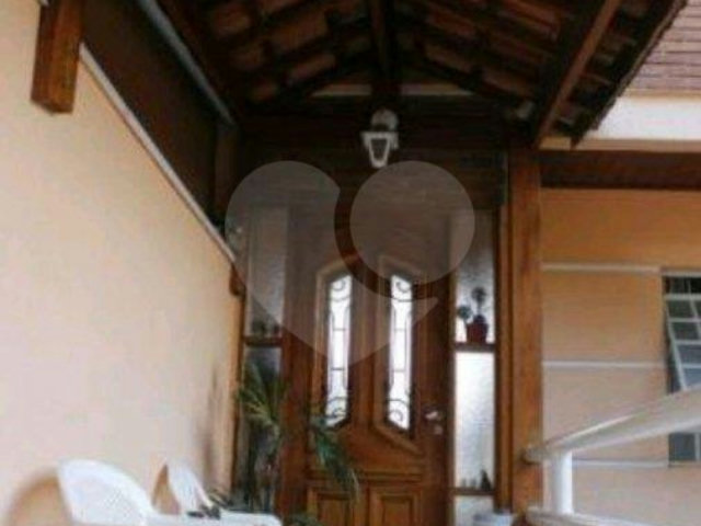 Casa à venda com 3 quartos, sendo 1 suíte,  em Vila Maria, São Paulo, SP