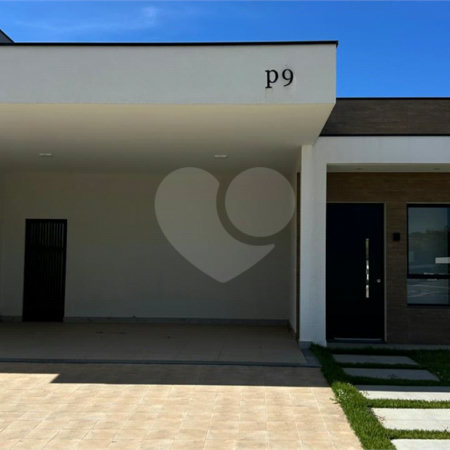 Casa à venda com 4 quartos, sendo 3 suítes, no condomínio Residencial Mont'alcino, Valinhos - SP