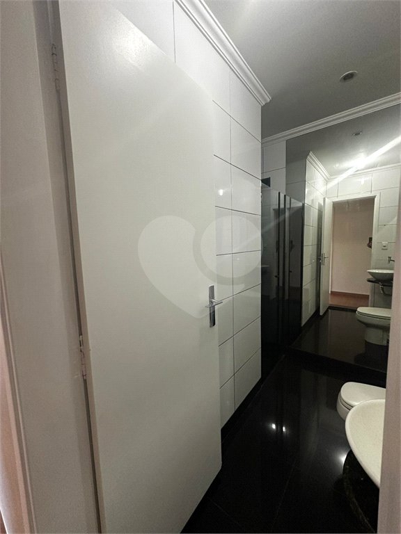 Apartamento à venda com 2 quartos, sendo 1 suíte, no Centro, Ponta Porã, MS