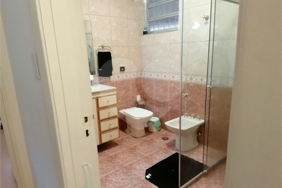 Casa Térrea à venda com 3 quartos, sendo 1 suíte,  em Vila Mariana, São Paulo, SP
