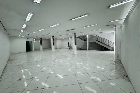 PRÉDIO COMERCIAL DE 944 M² PARA LOCAÇÃO | LOCALIZAÇÃO ESTRATÉGICA, GRANDE VISIBILIDADE E EXCELENTE POTENCIAL COMERCIAL