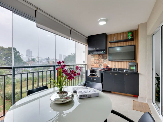 Apartamento à venda com 2 suítes em Santo Amaro, São Paulo, SP