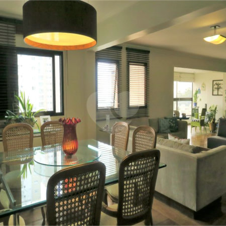 Apartamento à venda com 4 quartos, sendo 3 suítes,  em Jardim Monte Kemel, São Paulo, SP